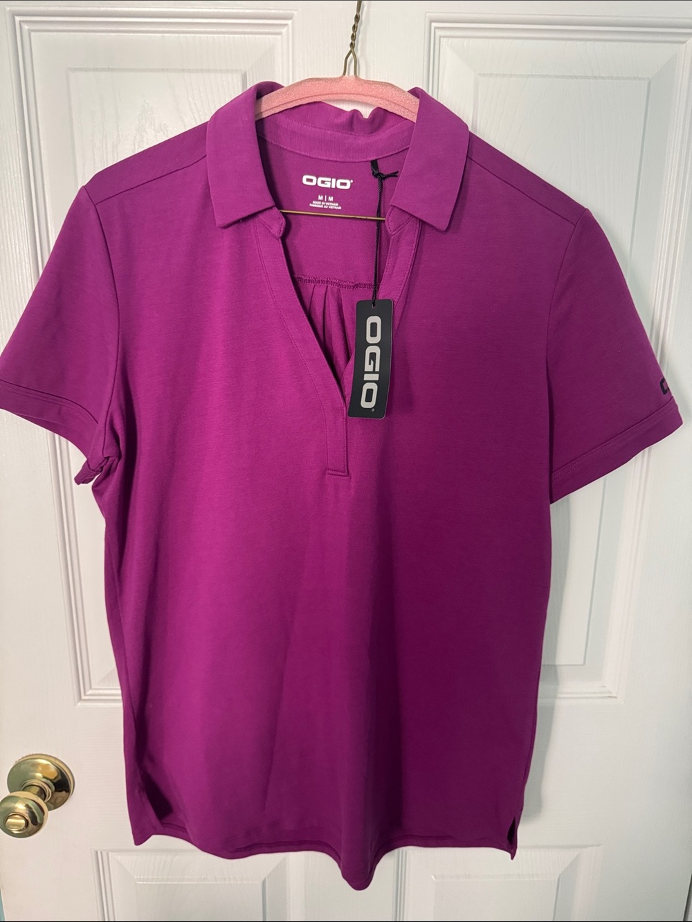 OGIO Women's Magenta V-Neck Polo size M